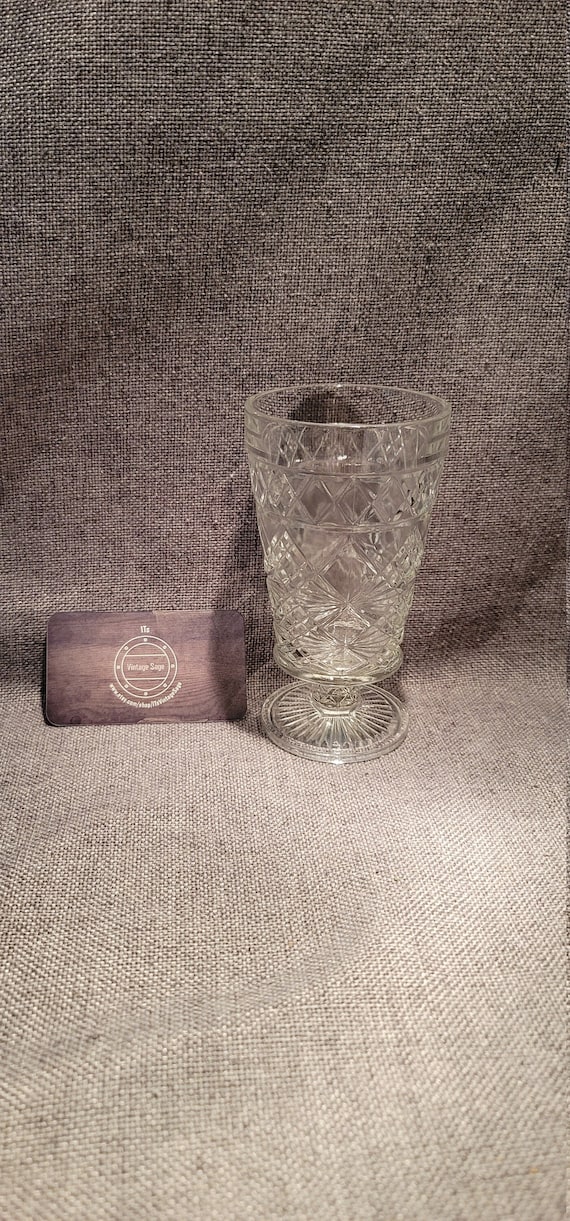 VTG Anchor Hocking Cut Diamond Quilted Pattern Clear Glass Drinking Glasses  (4)