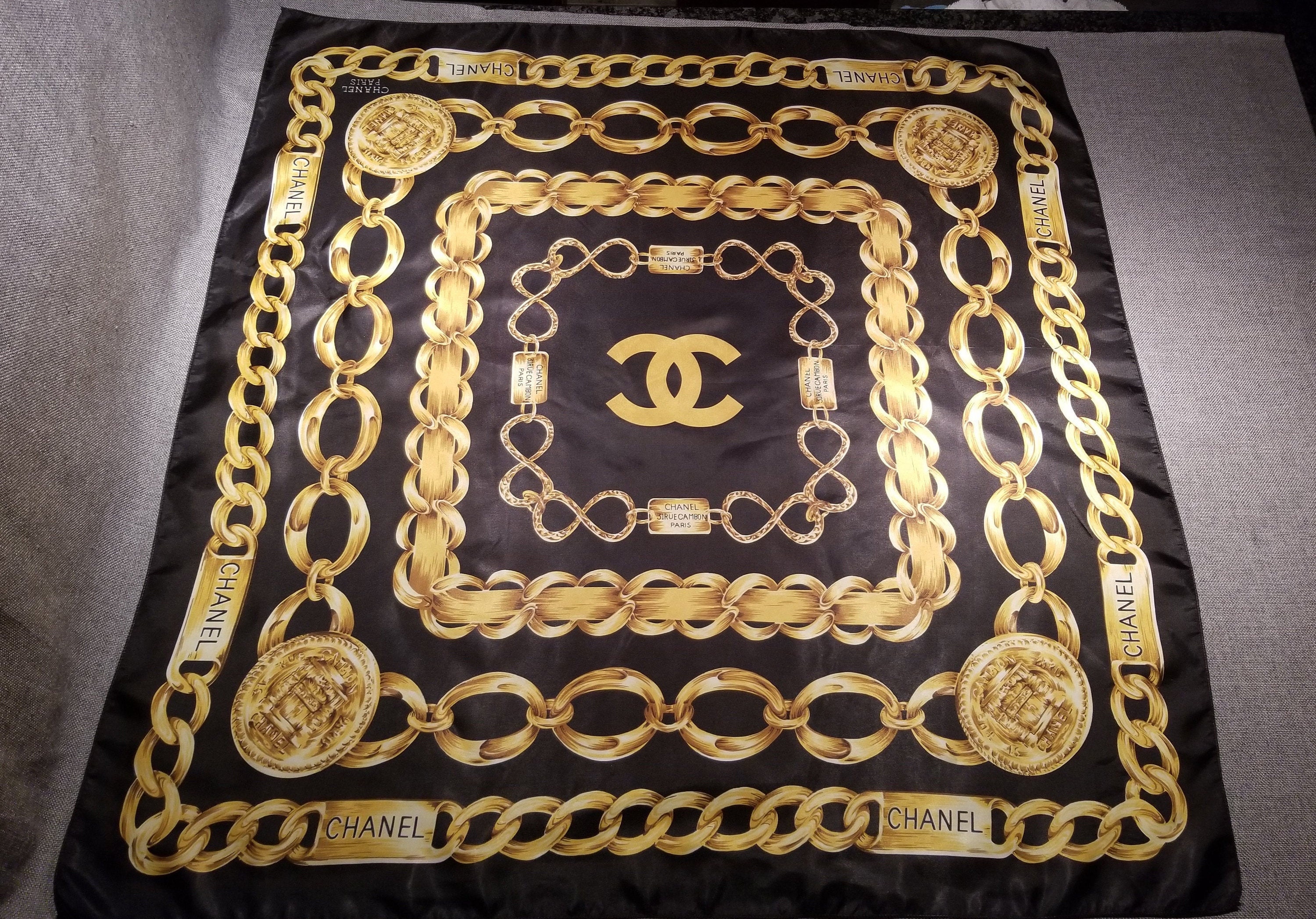 voks Render straf Vintage Chanel Silk Scarf Gold and Black 36 X 36 - Etsy