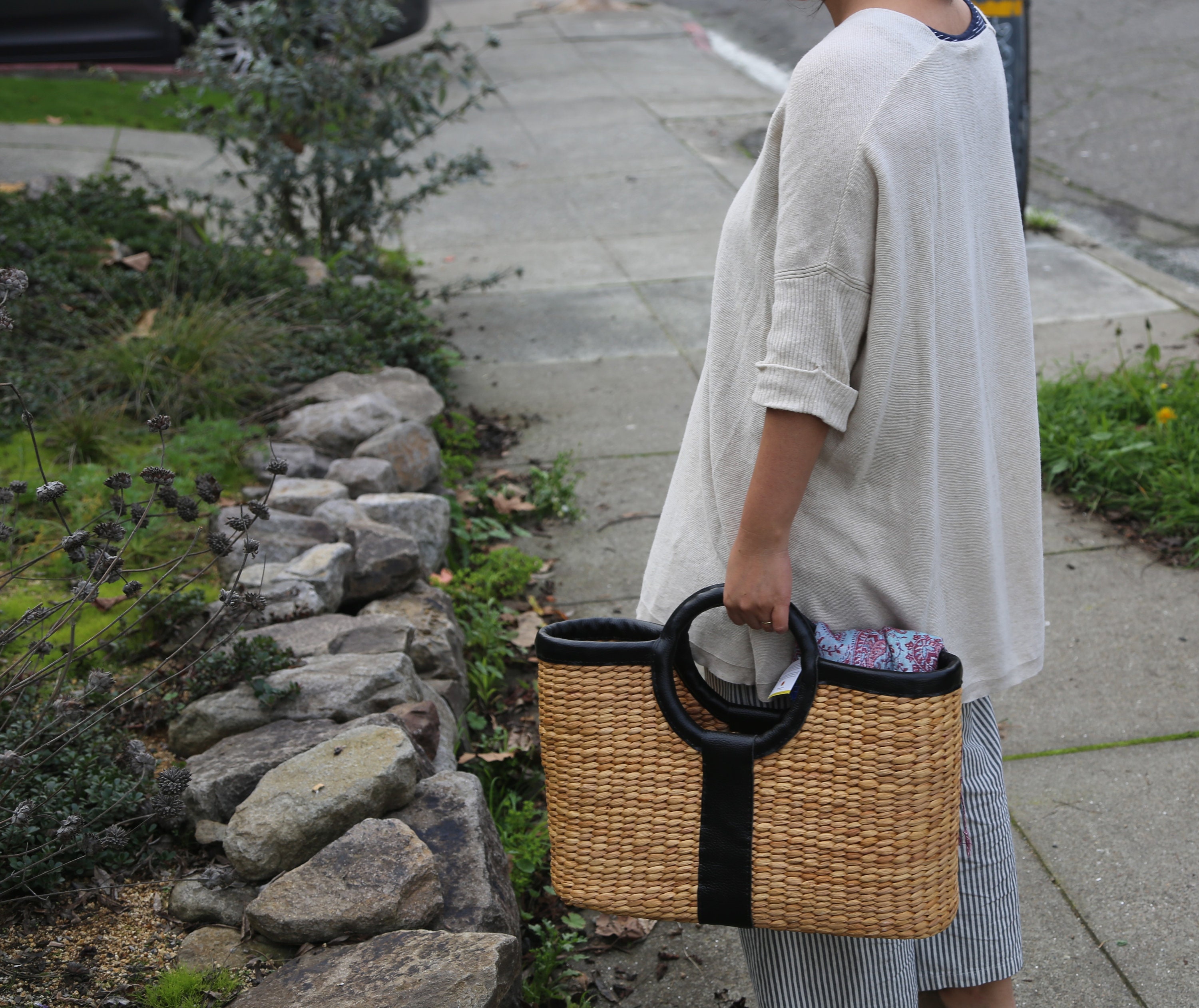 The Woven Getaway - Handmade Large Woven Water Hyacinth Bag With ...