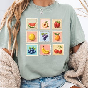 Summer Fruit Graphic Stamp Tee, Cottagecore Aesthetic Shirt, Peach and Blueberry Print T-Shirt, Vintage Farmer&#39;s Market Tee, Gardening Gift