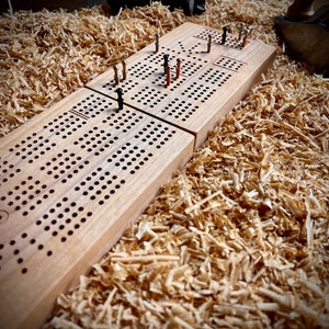 Big Leaf Maple Folding 4-track Cribbage Board