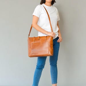 Leather Tote Bag for Women, Handmade Crossbody bag, shoulder bag, Gift for Her, Gift for wife, Everyday Use shoulder bag, Office laptop bag