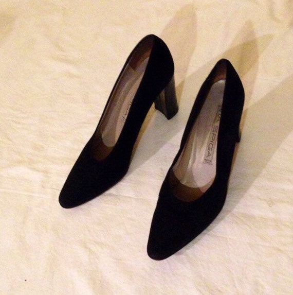 via spiga suede pumps