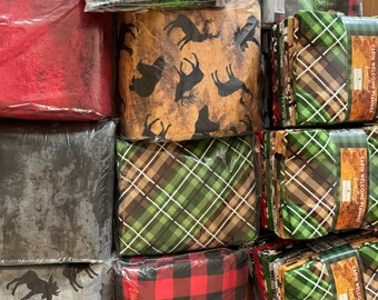 Cabin welcome flannel by Jennifer Pugh for Wilmington fabrics