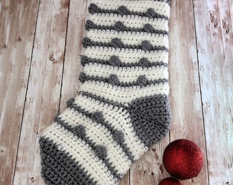 Patrón de crochet para medias con pompones