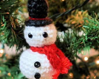 Patrón de muñeco de nieve sencillo a crochet