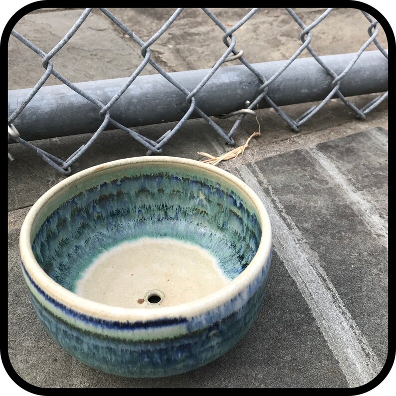 Ceramic Sitting Planter 5 in pot