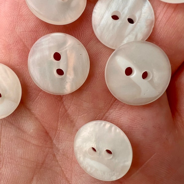 Pack of 10 15mm  2 hole cream white buttons .Blouse dress shirt dress buttons. W14 R110