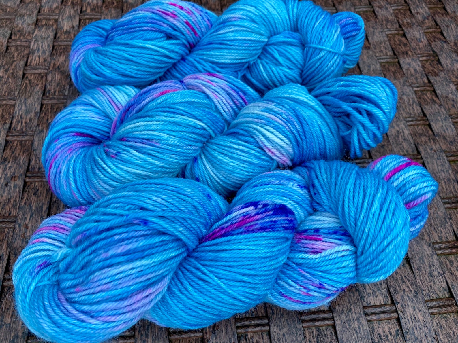 DK double knitting 8 ply yarn. 100 gram skein. 75/25 Etsy
