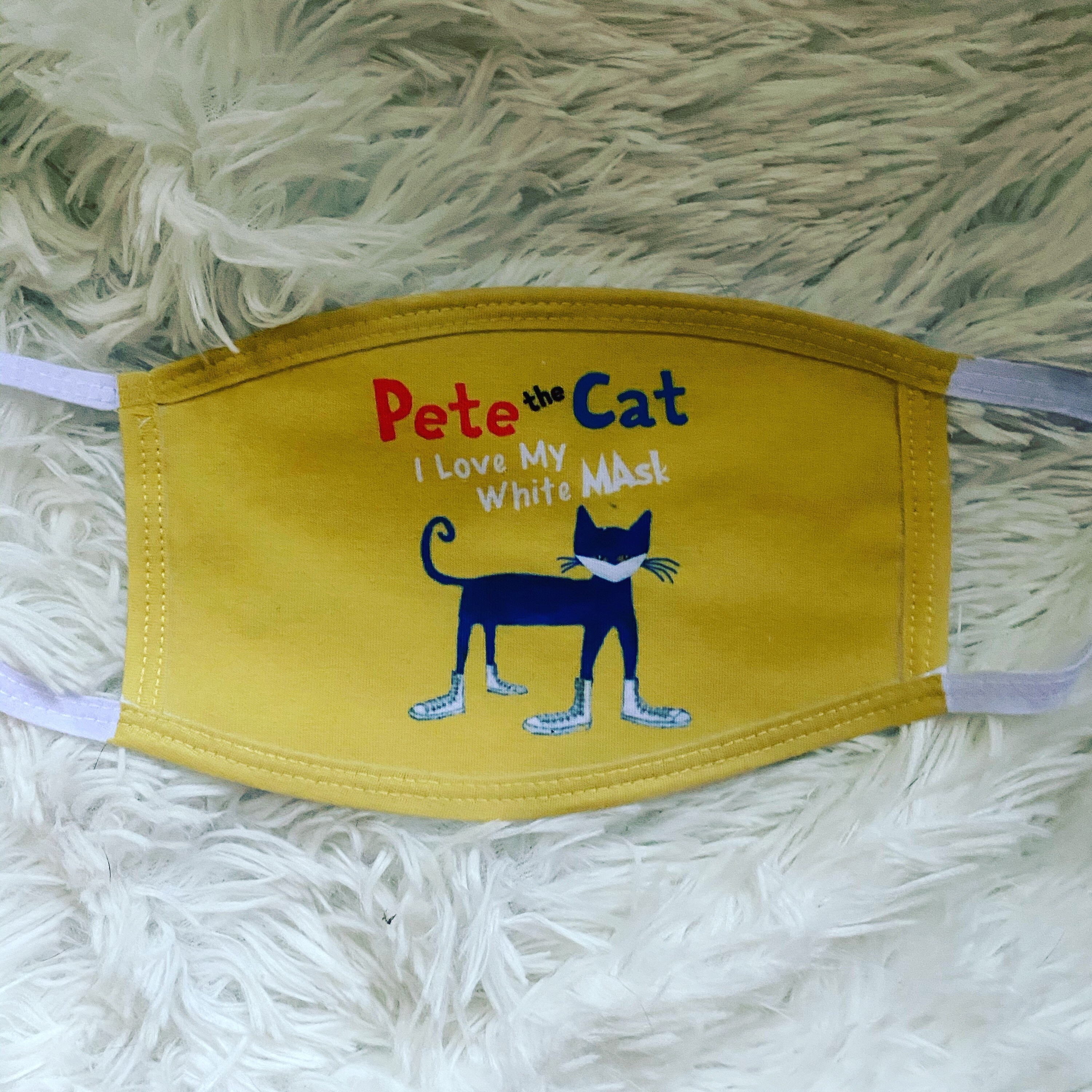 Yellow Pete the Cat  - Face mask