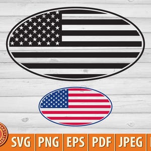 Puede incluir: Dos diseños ovalados que representan la bandera estadounidense. El diseño superior es en blanco y negro, mientras que el diseño inferior muestra la bandera en sus colores tradicionales. Los diseños están sobre un fondo de madera clara.