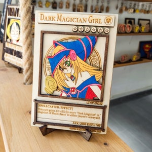 Yu Gi Oh Dark Magician Girl Sammelkarte Unikat | 3D Laser Holzkarte handgemacht