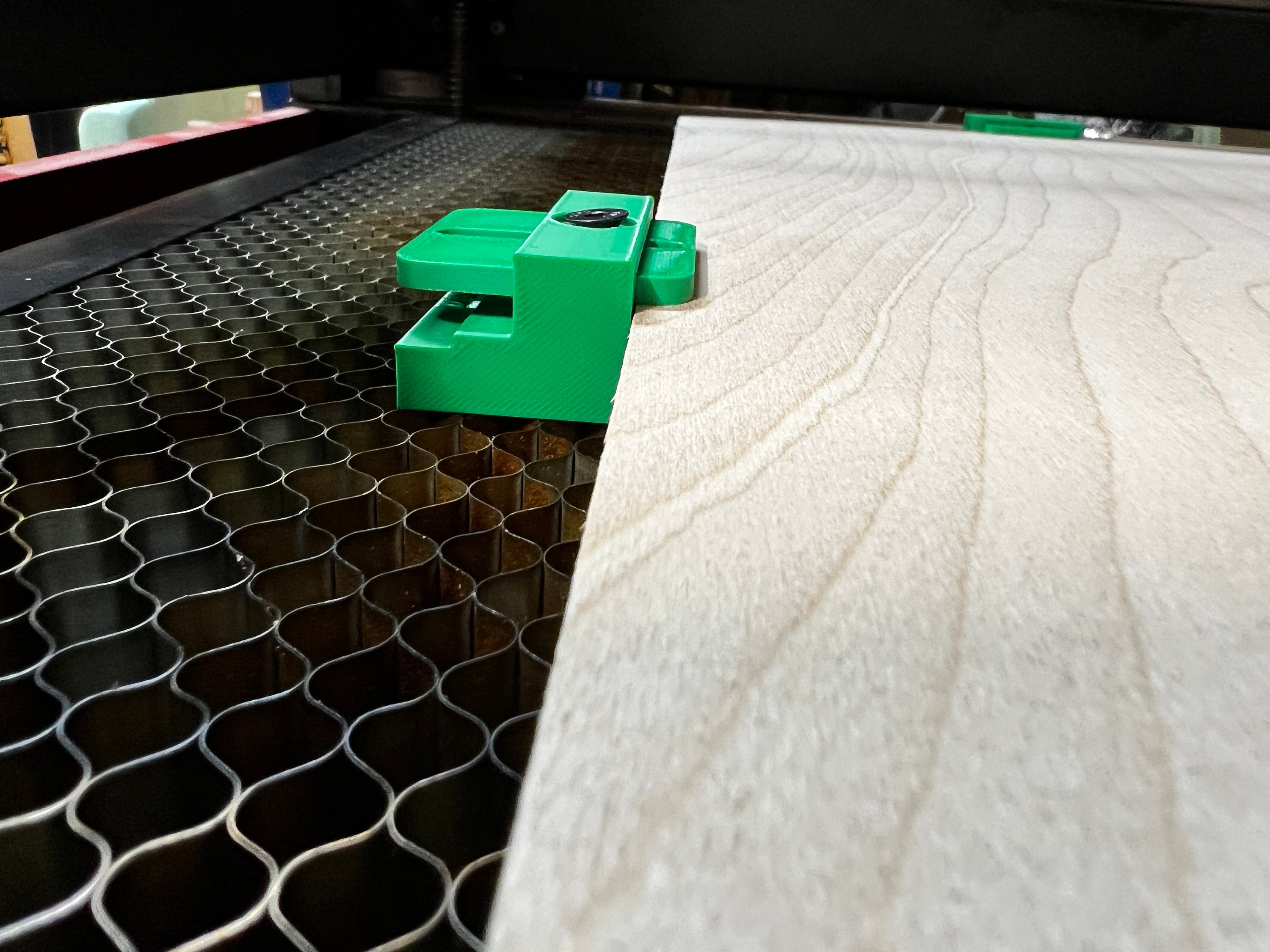 Thunder Laser Honeycomb Bed Work Holding Pin .45 / 11.5mm DIY / 3D Print  Construction Plan 