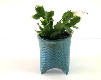 Pot de jardinière en céramique bleue, pot de fleur unique fait à la main. Pot de poterie de cactus, art israélien.