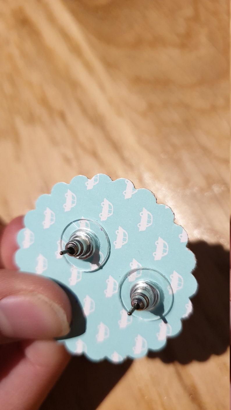 1 pair of stud earrings goldturquoise costume jewellery unique
