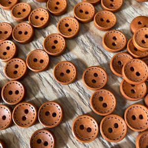 10 buttons / natural wooden buttons 11 mm / brown button 10 pieces