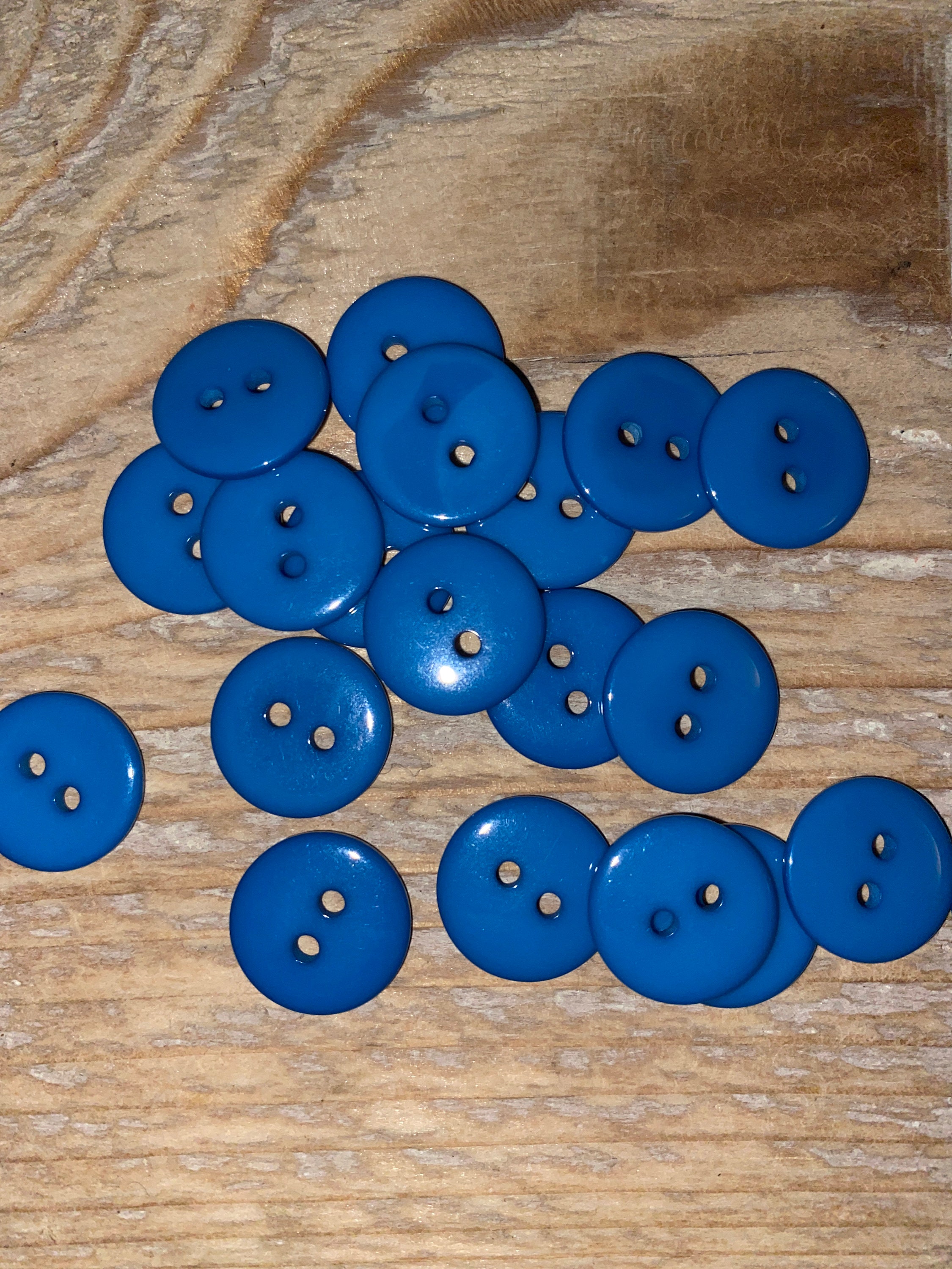 Yellow Button 18L Pack of 12 Sewing Button 4 Hole Buttons for Craft 11mm Buttons for Sewing 0.45inch Buttons for Shirt Plastic Buttons for Pants