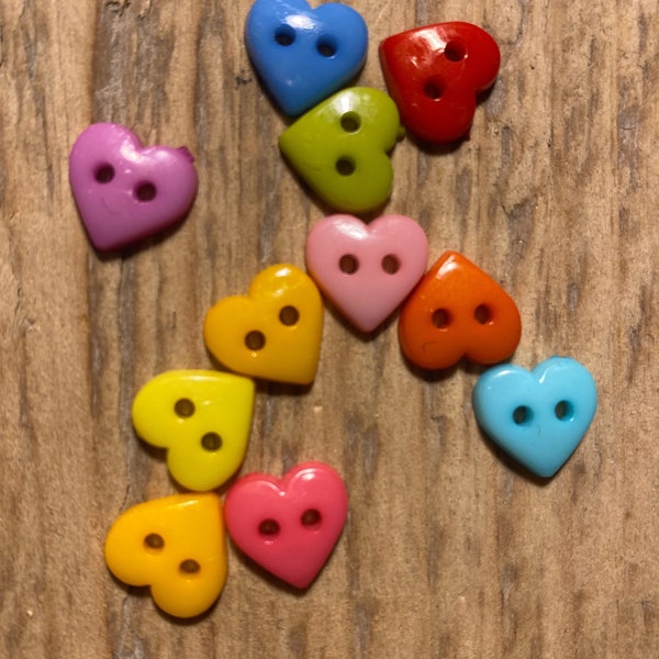 Heart buttons made of resin colorfully dyed buttons heart shape button button children's buttons blouse button