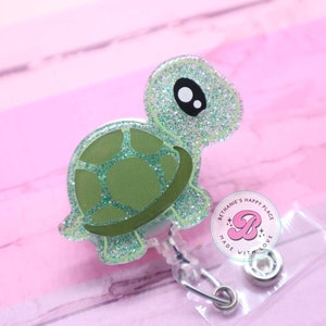 Turtle badge reel, glitter turtle badge holder, turtle gifts, badge reel nurse, teacher badge reel, cute badge clip, turtle badge clip