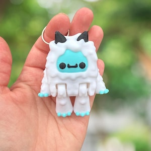 Cute yeti keychain, white and blue yeti, 3D printed yeti, 3D keychains, cute snow monster, gifts for kids and adults, desk toy