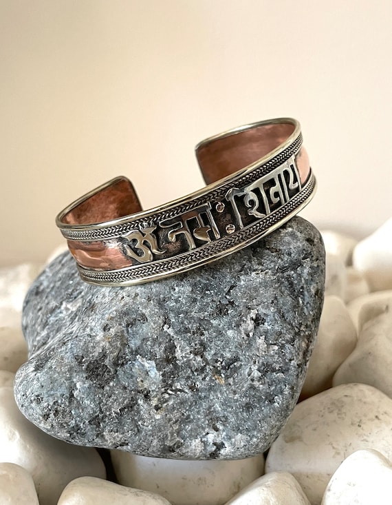 Copper Bracelet (Om namah Shivaya) - VD Importers Inc.