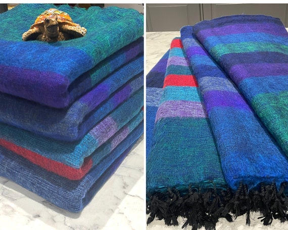 Colourful blankets and throws outlet