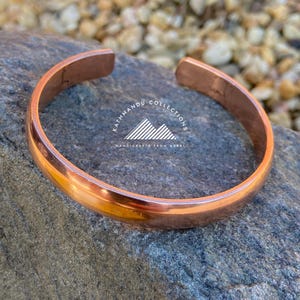Armband i rent koppar - Läkande armband - Kopparmanschettarmband - Handgjort i Nepal - Perfekt som present