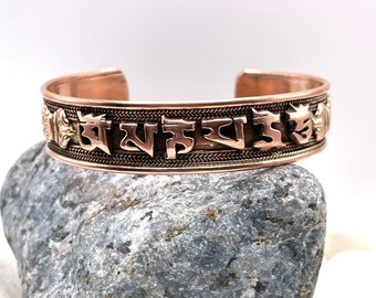 Om Mani Padme Hum Buddhist  Copper Bracelet | Nepal Tibet-  Cuff Bracelet Bangle | Nepal Buddhist Bracelet | Fine Spiritual Jewellery Mantra