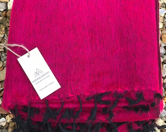 Yak Wool Blanket/ Magenta Colour/Handmade in Nepal/Oversized Warm /Handloomed Blanket/Soft and Warm/Ideal for Gift