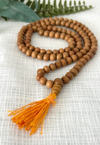 Jiiuzuo Bracciale Mala 108 Perline 8 Mm In Legno Di Sandalo, Elastico, Per Meditazione E Preghiera, Gioiello Etnico Naturale