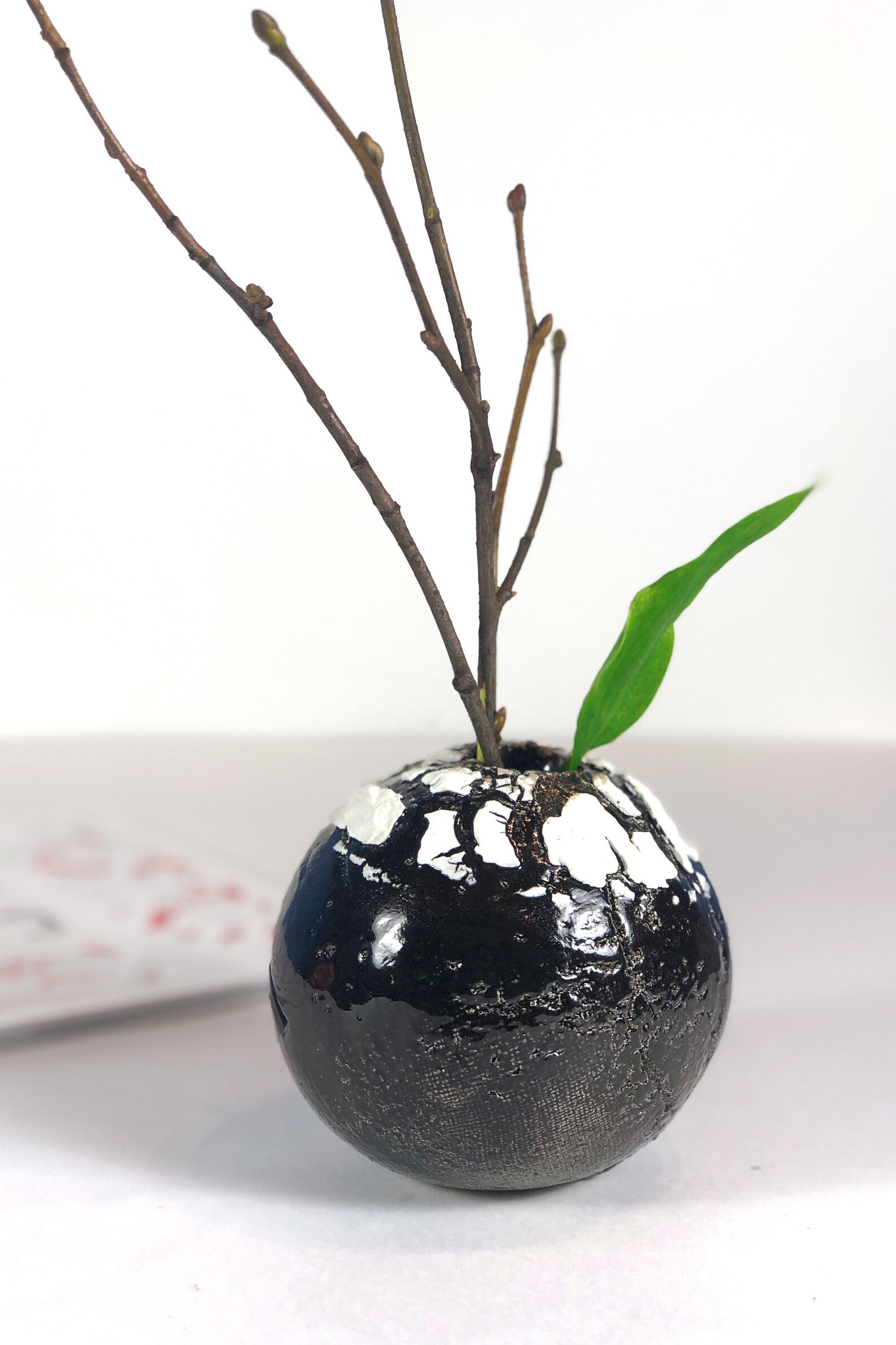 Heath ceramics Small black vase minimalist vase Ceramic bud Etsy