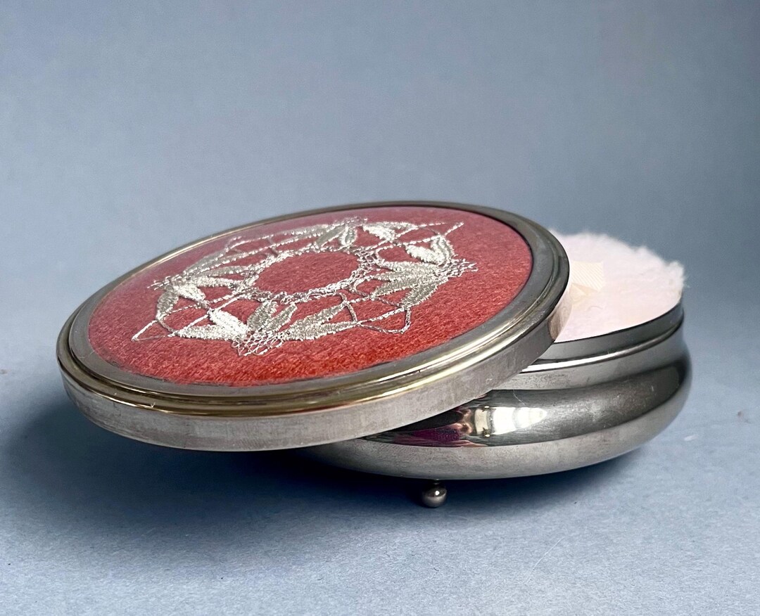 Vintage Powder Box With Handmade Silver Lace Motif, Vanity Dressing ...