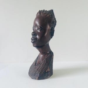 Hand-Carved Ebony Wood African Woman Bust Sculpture: Afrocentric Decor