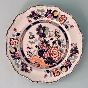 Vintage Mason&#39;s Plate: Hand-Painted Floral Oriental Decor (c1920s)
