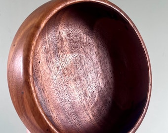 Vintage houten kom uit het midden van de eeuw moderne handgedraaide houten kom rustieke fruitschaal