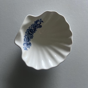 Vintage Blau Floral Muschel Schale: Porzellan Schmuckschale, Cottagecore Dekor