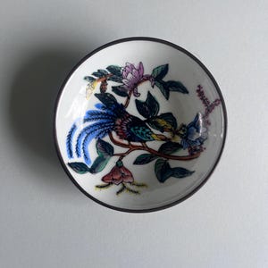 Vintage floral pin dish. Decorative dish with hand painted flowers .Boho decor.Cottagecore. Vintage gift.Chinoiserie decor.Oriental ceramics