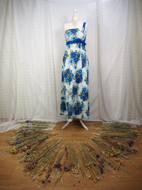 Gorgeous 1950s one strap blue floral ball gown "Pe