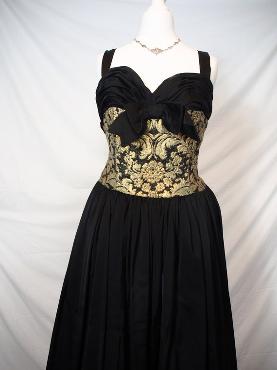 Unique 1950s black and gold brocade ball gown - image 3