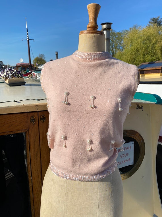 Super cute 1950s pale pink cashmere sweater vest … - image 1