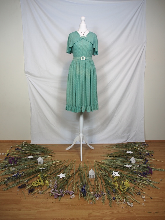 Lovely 1950s polka dot cape dress