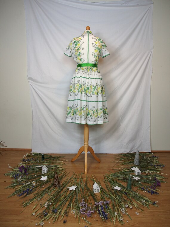 Stunning 1950s green floral shirt dress from 'Ric… - image 5