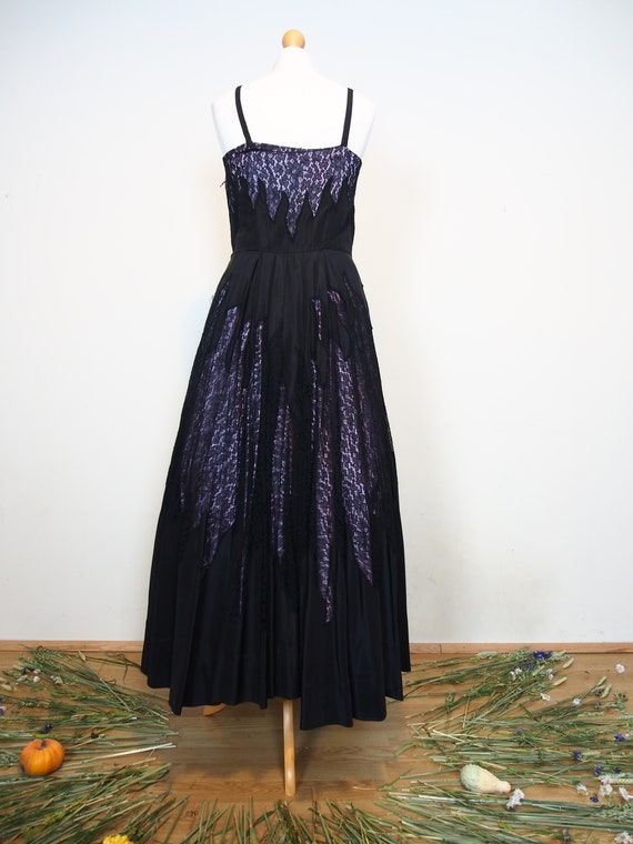 Gorgeous 1950s large black and lilac ball gown - image 5