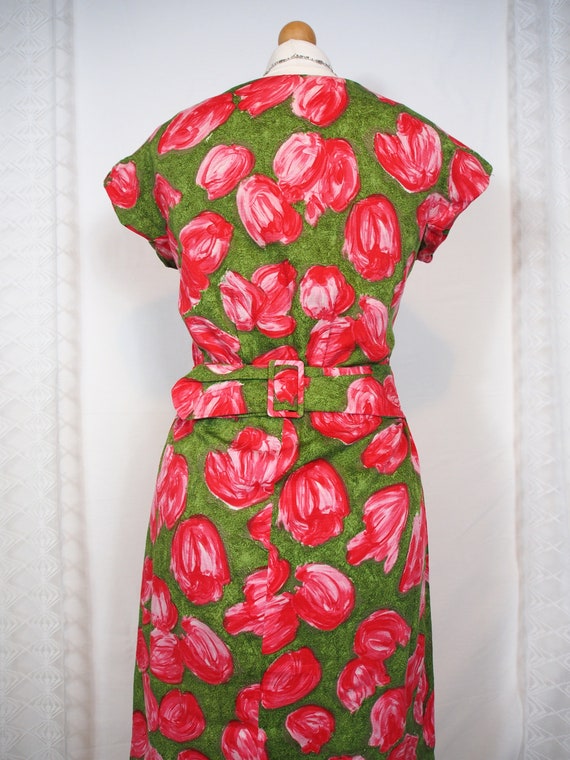 Amazing 1950s tulip floral wiggle dress! - image 6