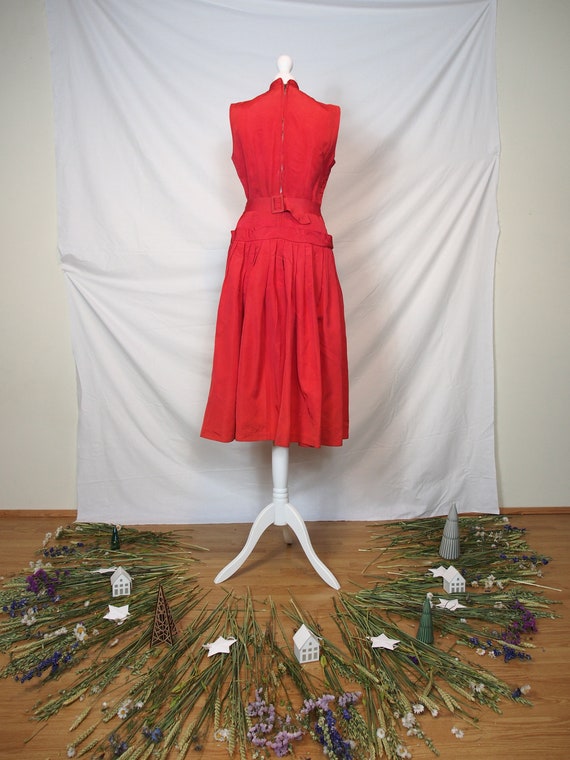 Fantastic 1950s bright coral drop waist dress - image 4