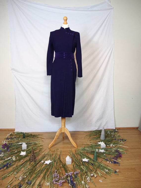 Incredible Quorum 1970s deep purple midi dress - image 3