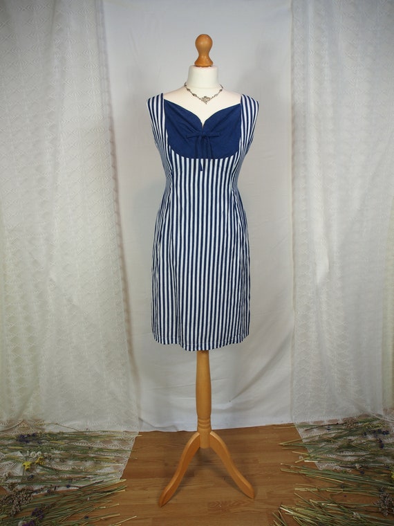 Amazing 1950s striped wiggle dress with sweethear… - image 2