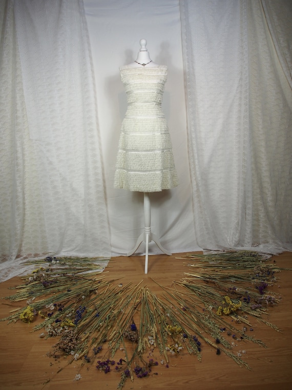Amazing 1960s Harrods white lace mini dress