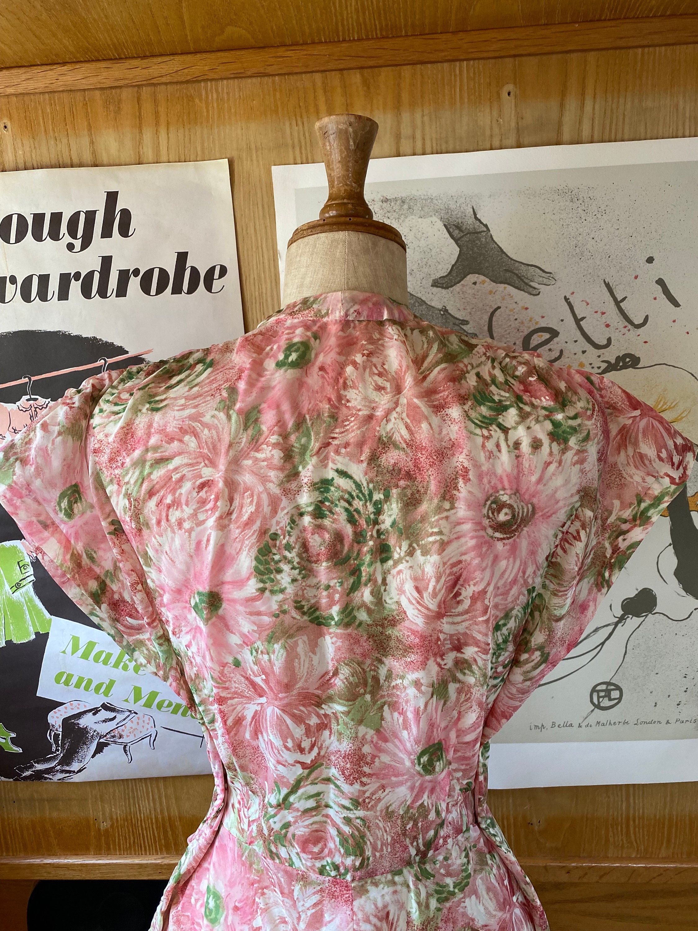 Gorgeous 1950s Pink Floral Nylon Fit and Flare Dress - Etsy Gorgeous 1950s Pink Floral Nylon Fit and Flare Dress - Etsy