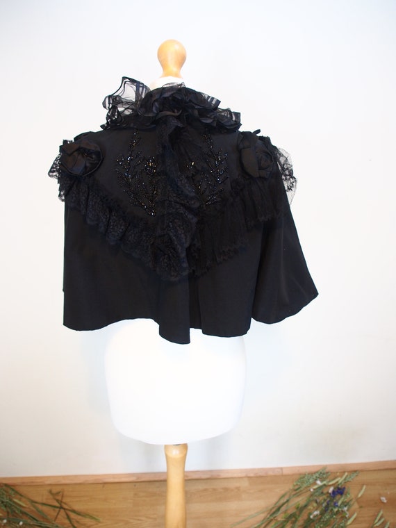 Gorgeous Victorian, 1890s french mourning cape wi… - image 5